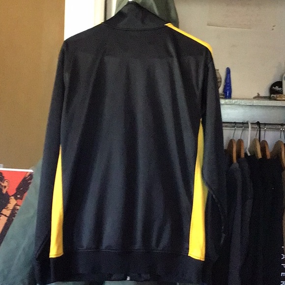 Boston Bruins NHL track jacket. Men’s Medium. Black and Yellow. - Picture 2 of 3